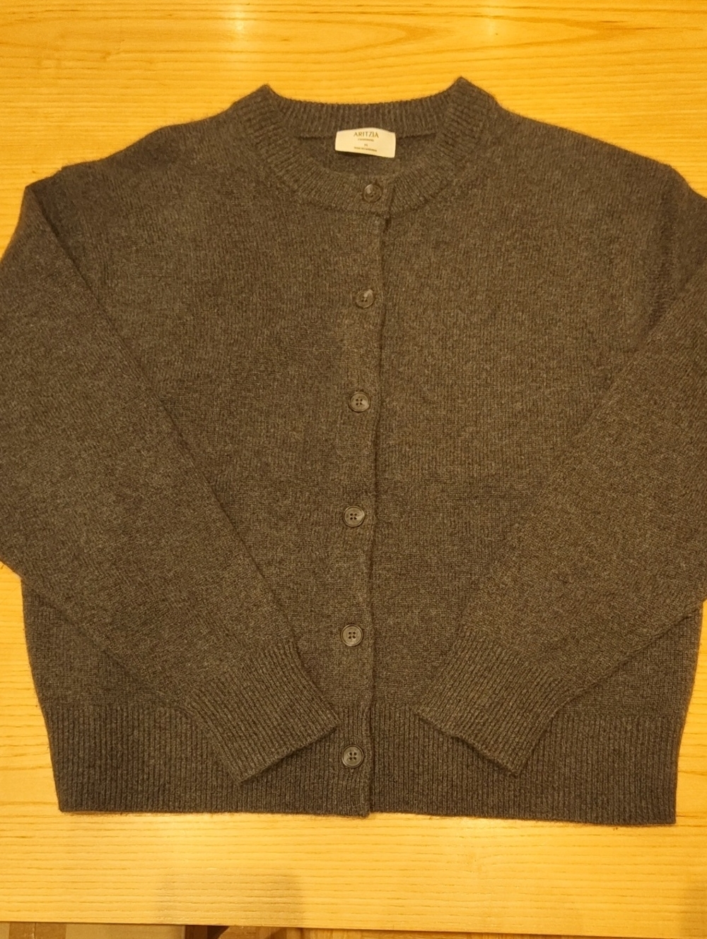 Essential Cashmere Acclaim Cardigan - Picture 6 of 7